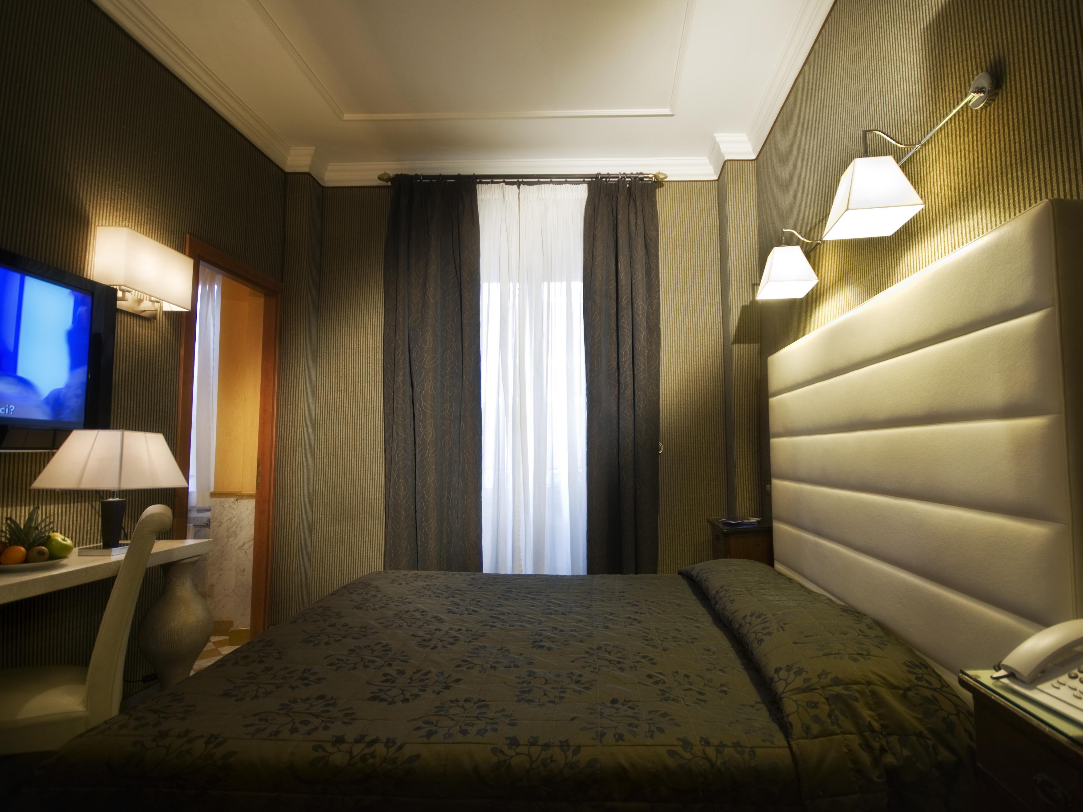 Hotel Royal Court Рим Экстерьер фото