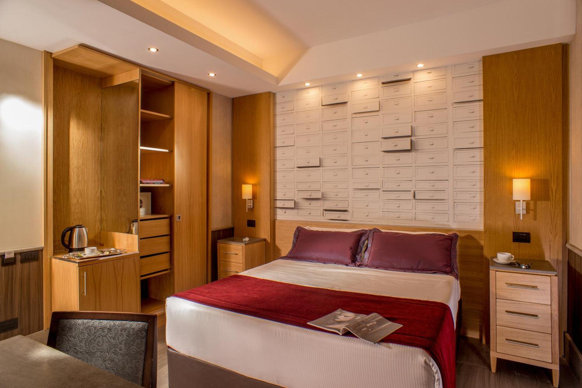 Hotel Royal Court Рим Экстерьер фото