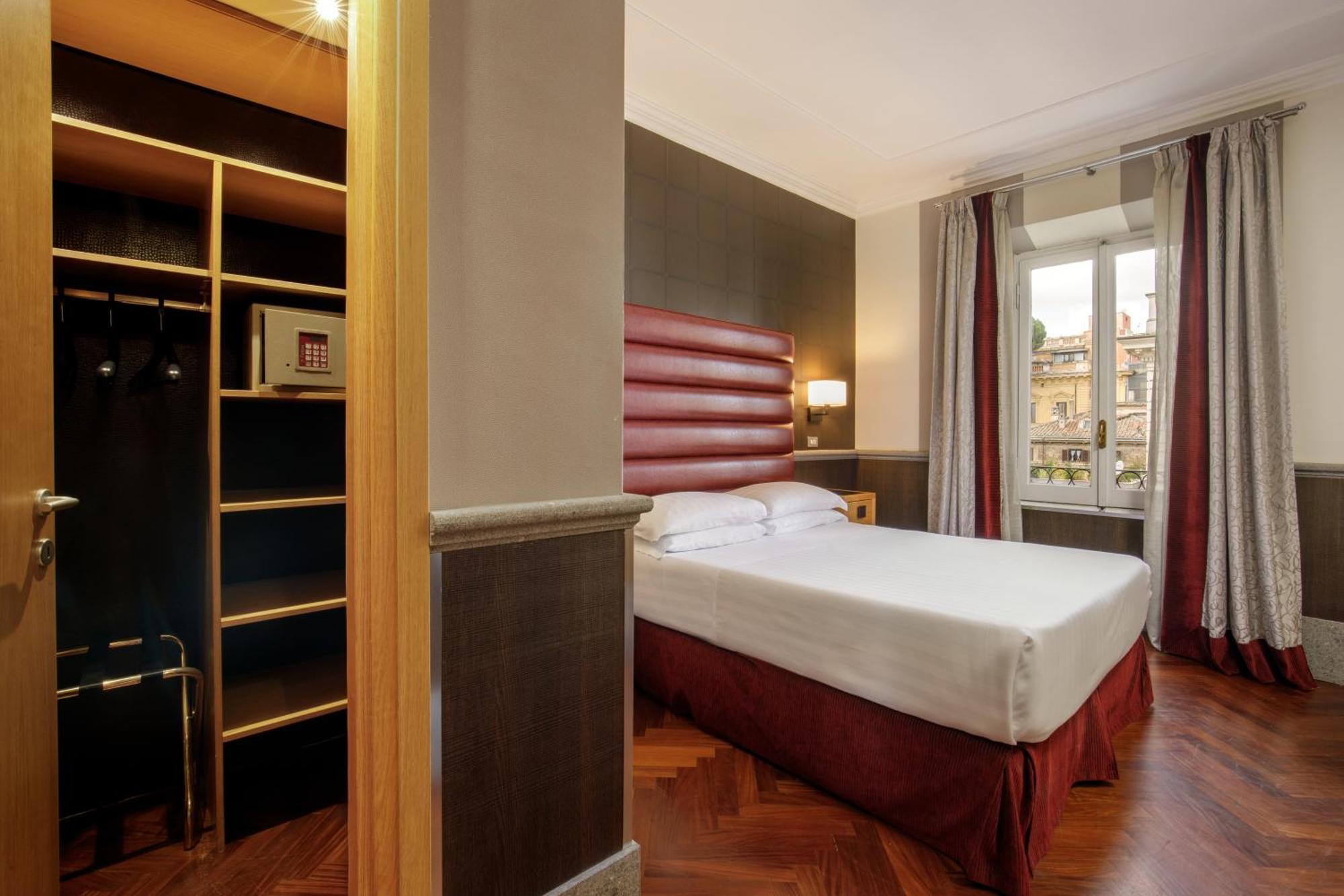 Hotel Royal Court Рим Экстерьер фото