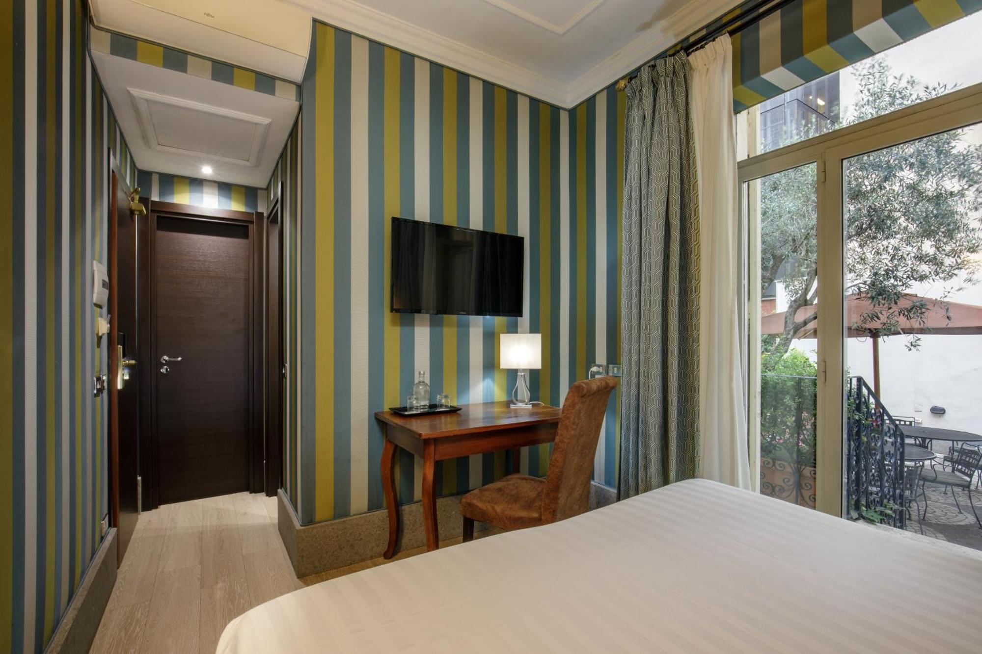 Hotel Royal Court Рим Экстерьер фото