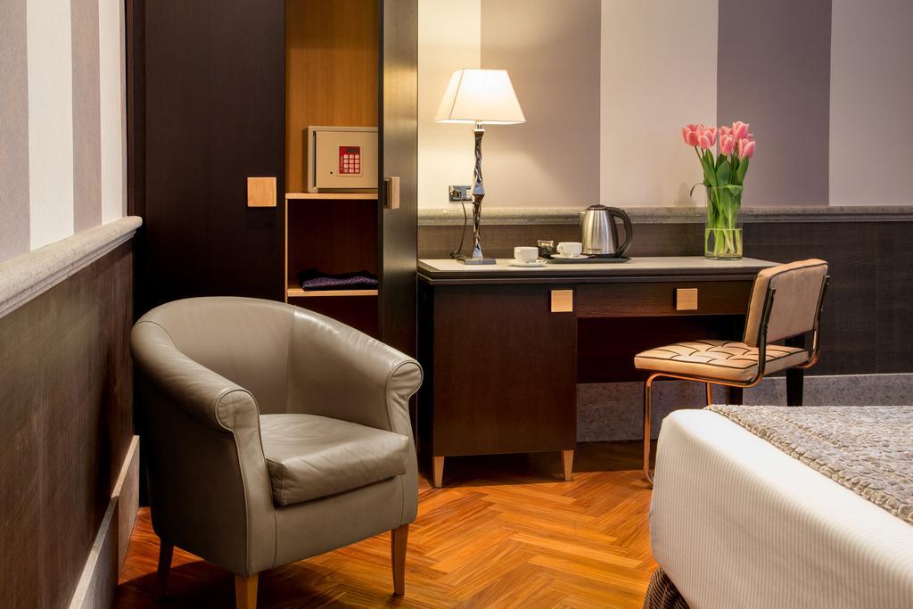 Hotel Royal Court Рим Экстерьер фото